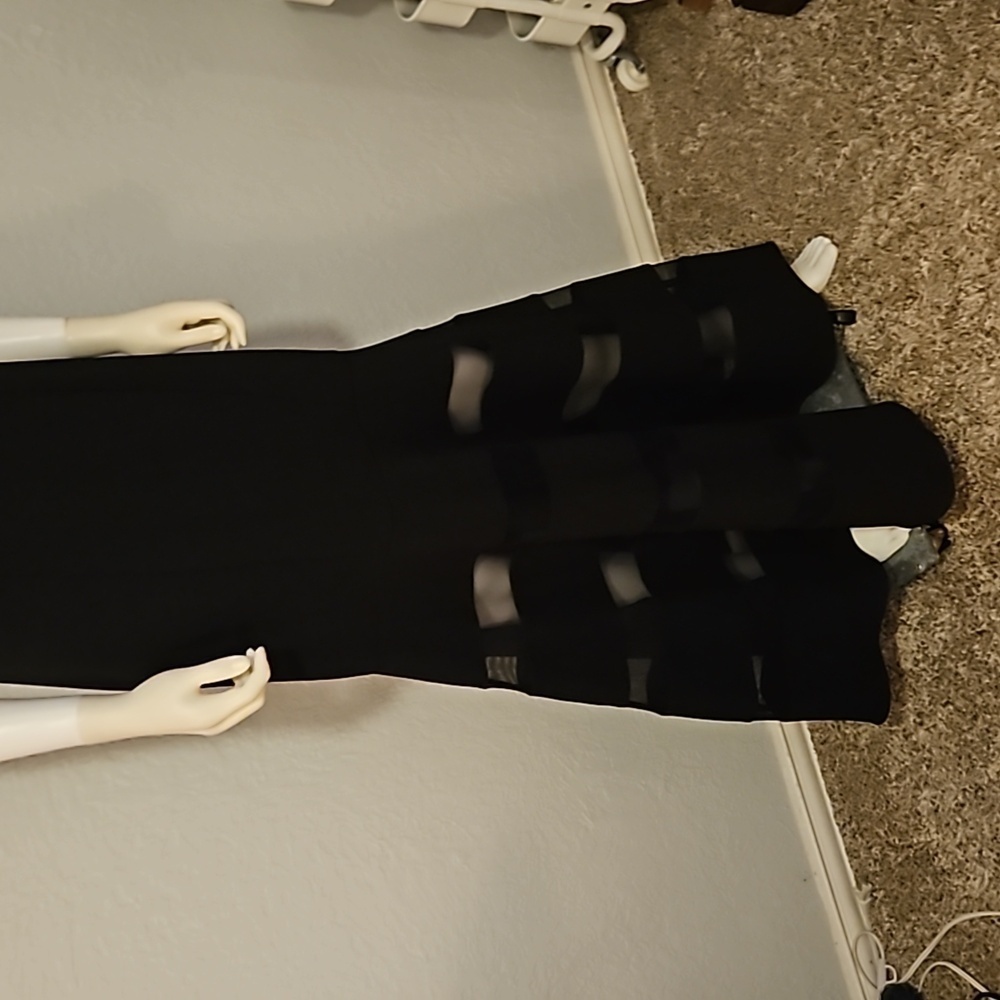 VINCE CAMUTO Black Illusion Sheer Mesh Stripe Trumpet Formal Ballroom Dress - Picture 7 of 14